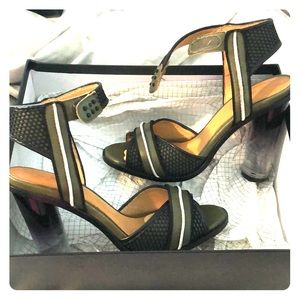 L.A.M.B. Carter olive/Blk Sport Pump, Size 7.5